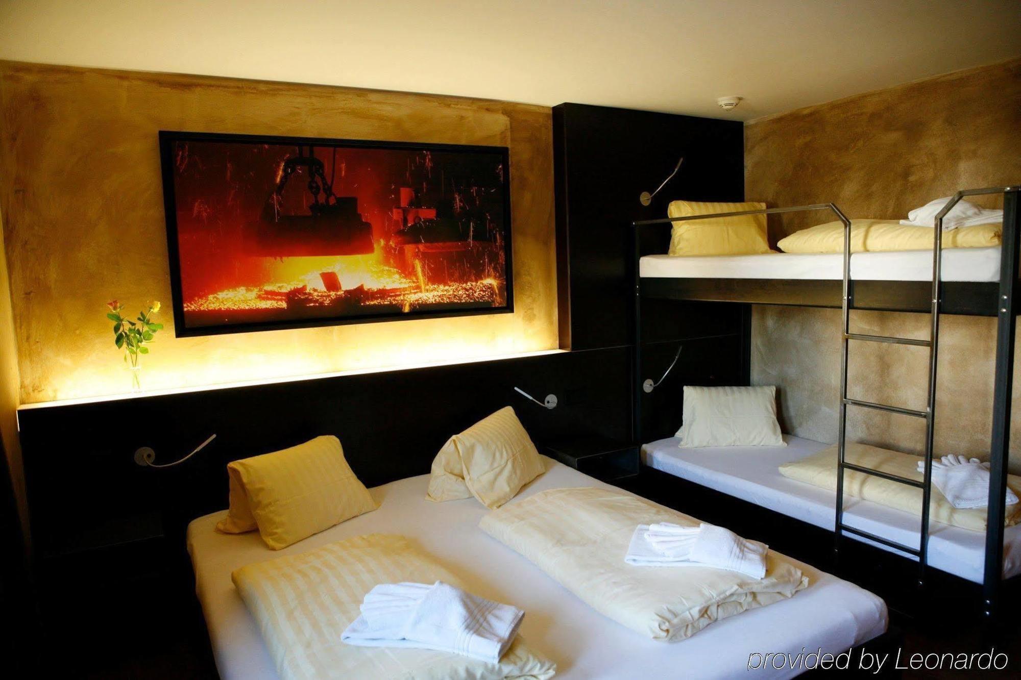 Ferus Hotel Rothenburg Bilik gambar